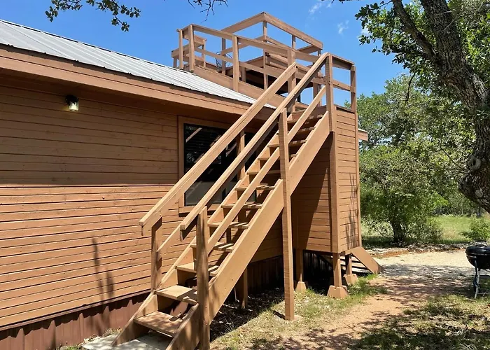 Walnut Canyon Cabins